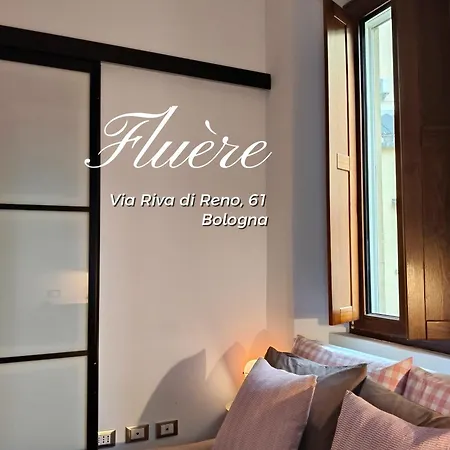 아파트 Fluere - Via Riva Reno 볼로냐