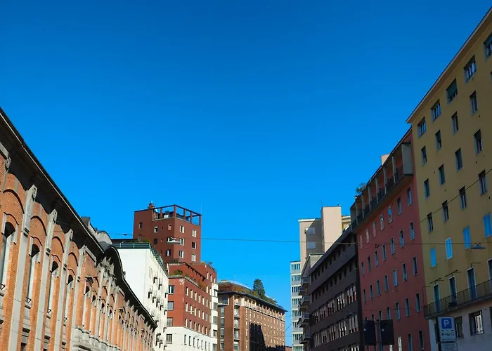 Fluere - Via Riva Reno Bologna