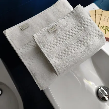 Fluere - Via Riva Reno Apartmán Boloňa