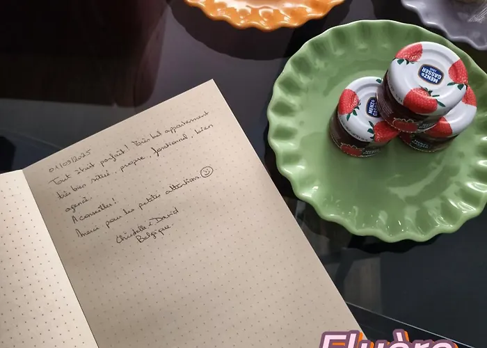 Fluere - Via Riva Reno بولونيا